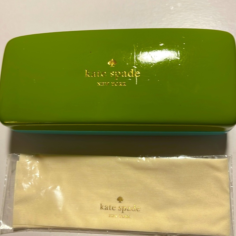 Eyeglasses case